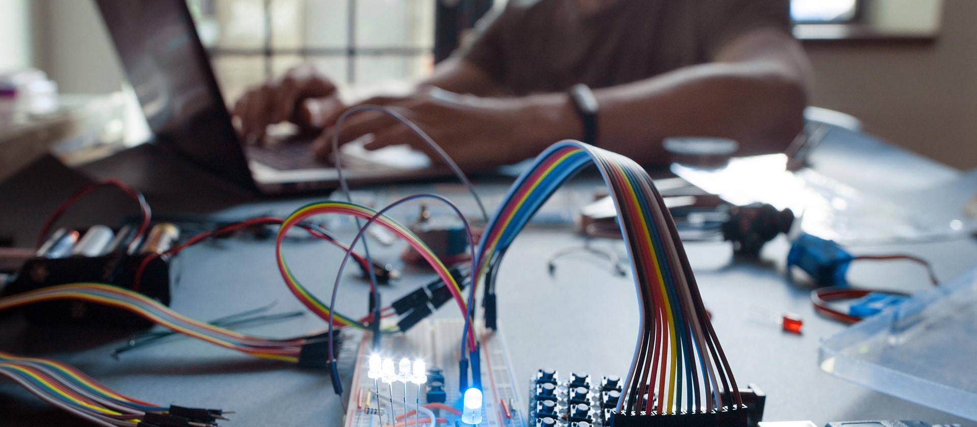 Elektronik Og Svagstrøm